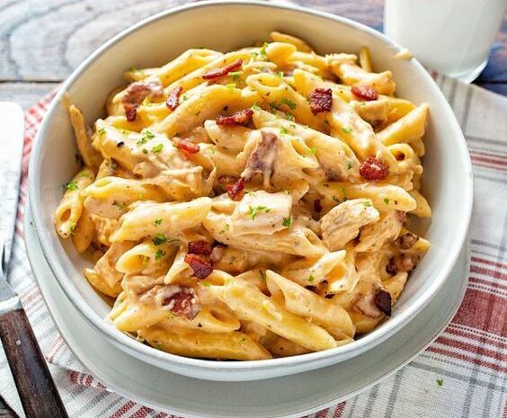 Cheesy Ranch Chicken Pasta