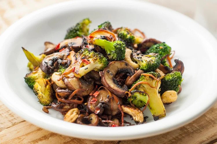 Broccoli and Mushroom Stir-Fry