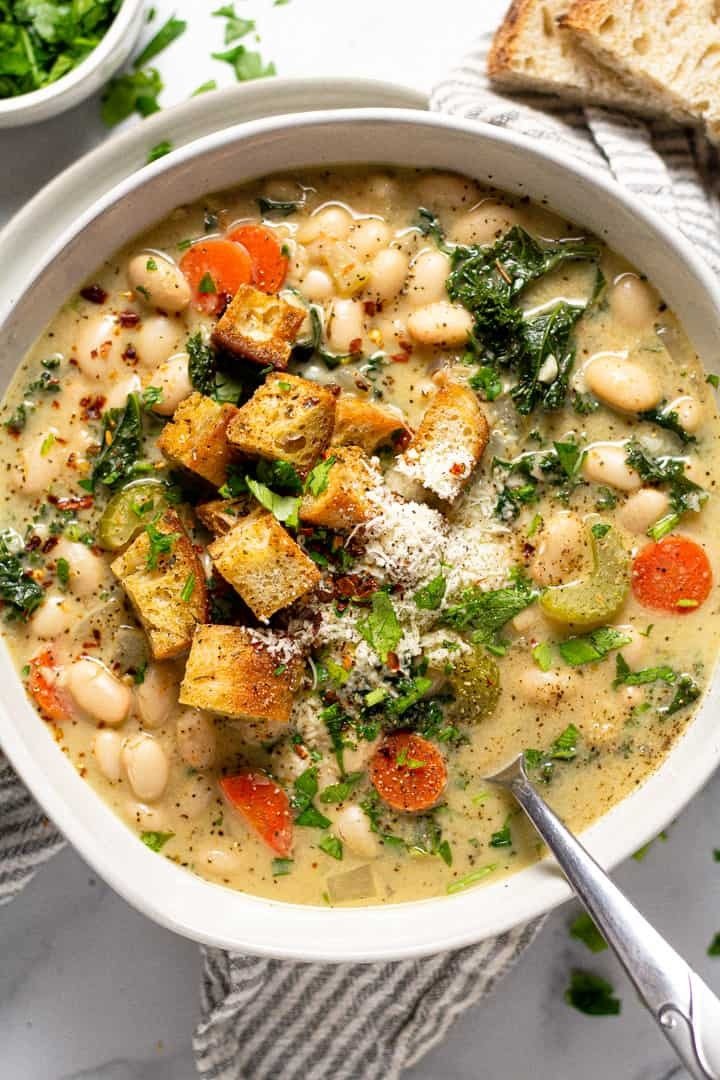 White bean and kale soup