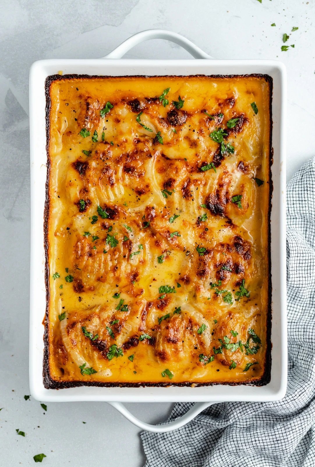 Dad’s Creamy & Cheesy Au Gratin Potatoes