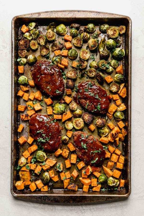 Sheet Pan Mini Meatloaf With Vegetables
